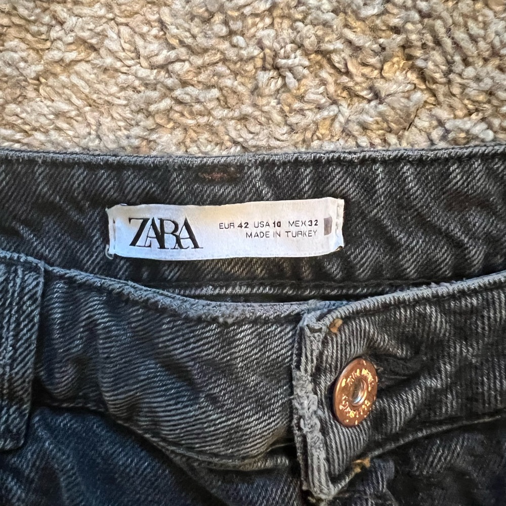 ZARA MOM JEANS
